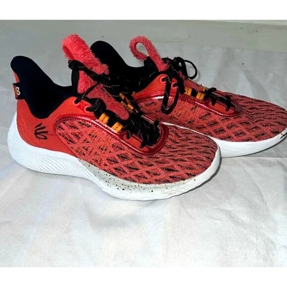Under Armour Elmo Curry Flow 9 x Sesame Street Sneakers Youth Size 5.5 Red Shoes